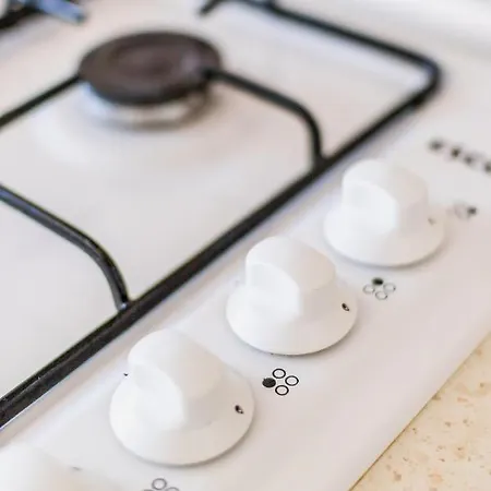 Comfortable One-bedroom Near The Sea And Casino Merit Park Sel 2-6