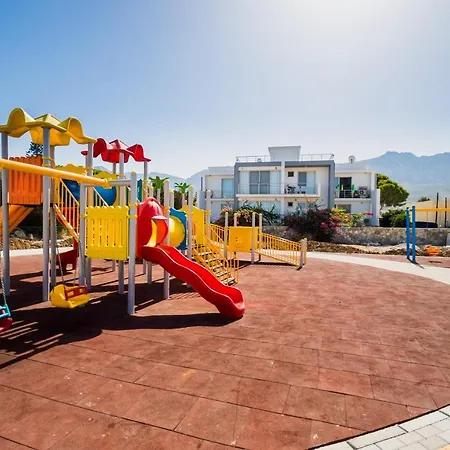 Comfortable One-bedroom Near The Sea And Casino Merit Park Sel 2-6