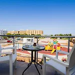 公寓 Comfortable One-bedroom Near The Sea And Casino Merit Park Sel 2-6 *