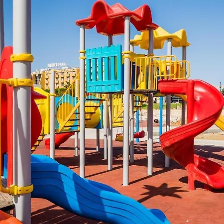 Comfortable One-bedroom Near The Sea And Casino Merit Park Sel 2-6 Апартаменты