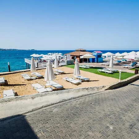 Comfortable One-bedroom Near The Sea And Casino Merit Park Sel 2-6