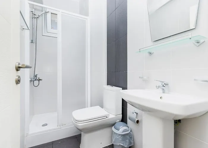 Comfortable One-bedroom Near The Sea And Casino Merit Park Sel 2-6 Κερύνεια