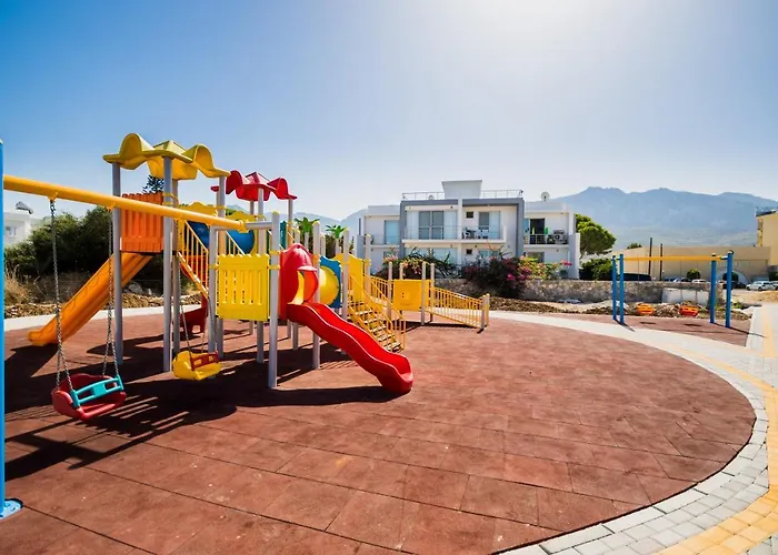 Comfortable One-bedroom Near The Sea And Casino Merit Park Sel 2-6