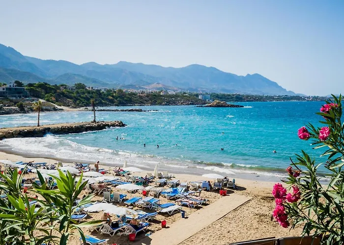 Διαμέρισμα Comfortable One-bedroom Near The Sea And Casino Merit Park Sel 2-6 *